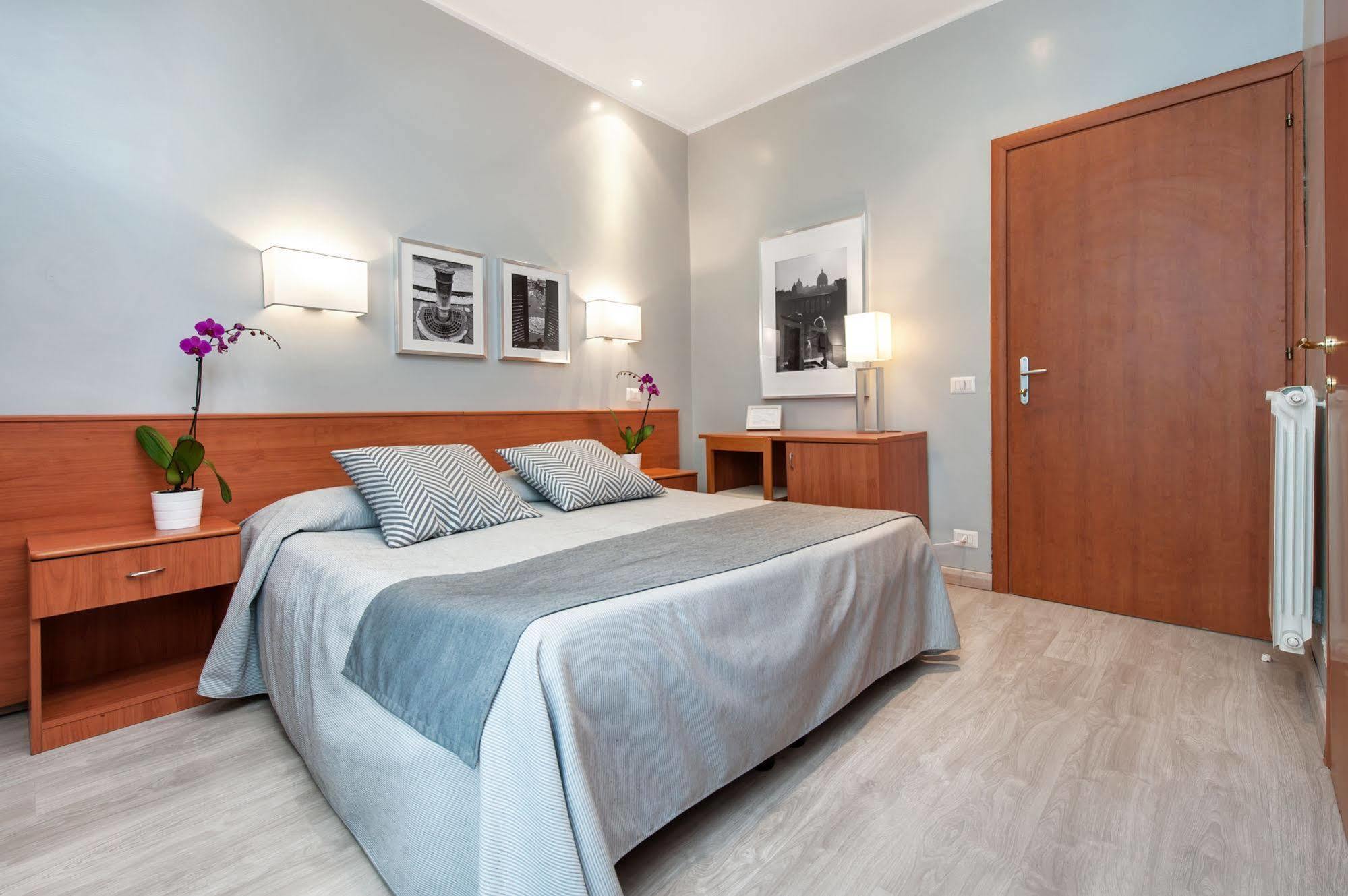 Roi Hotel Рим Екстер'єр фото